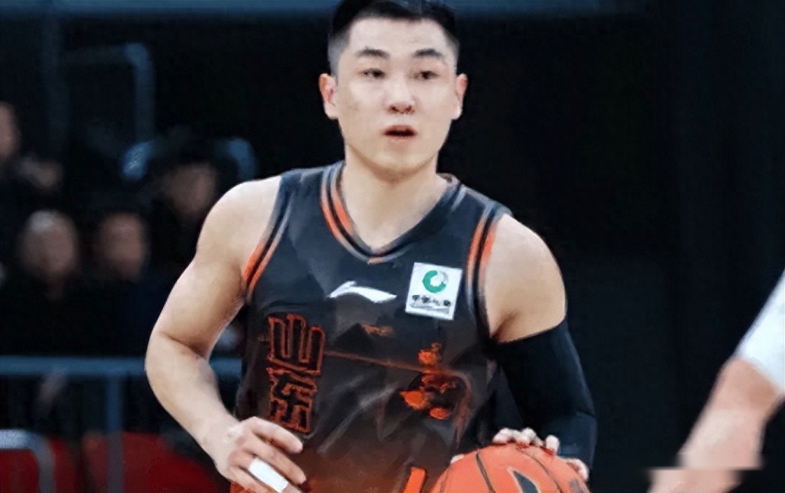 山东88-94广东遭4坏消息！高诗岩鲍威尔没法看，克里斯情绪又崩了