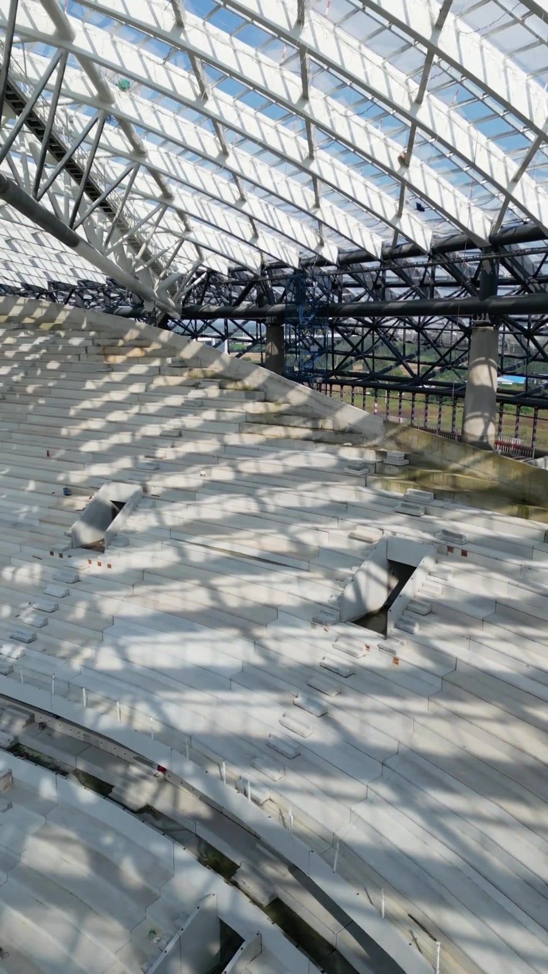 泰山未来6万人专业足球场已初具雏形